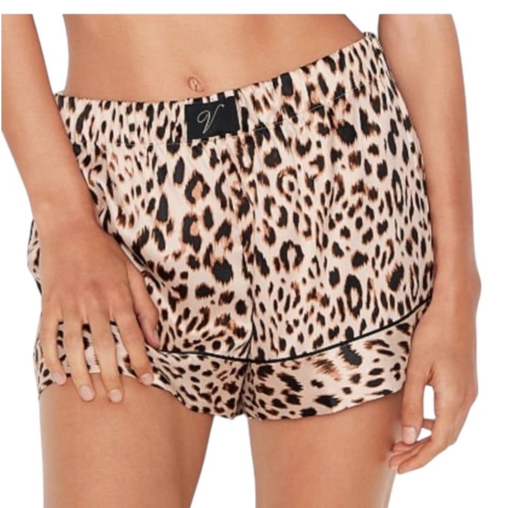 NWT Victoria's Secret Satin Pajama Shorts - Leopard / Cheetah Print - Size XL